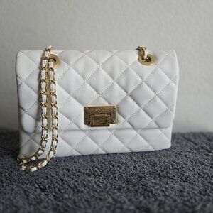 Aldo quilted white